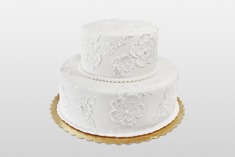 Biały tort weselny