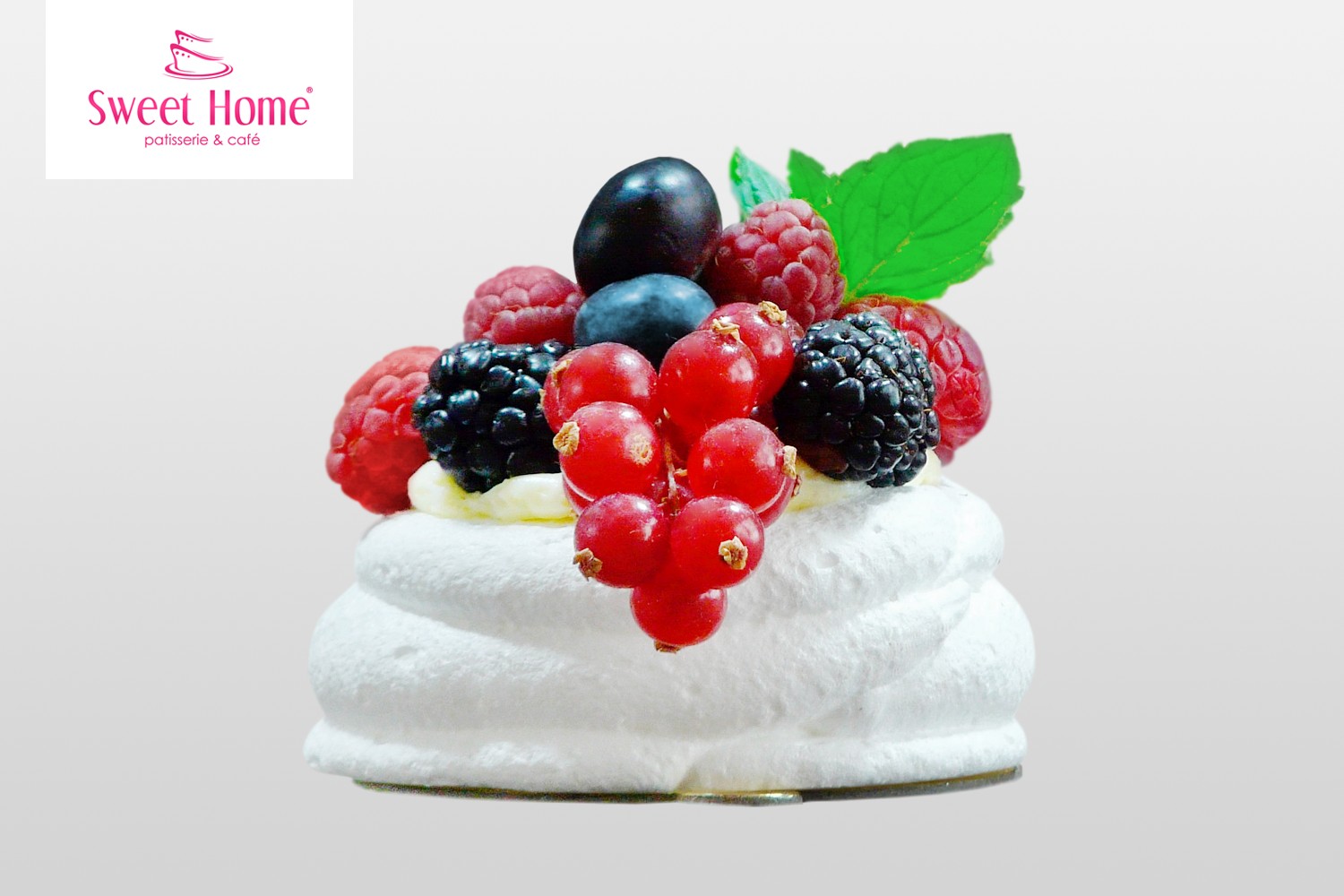 Mini beza z mascarpone i owocami Mini beza z mascarpone i owocami