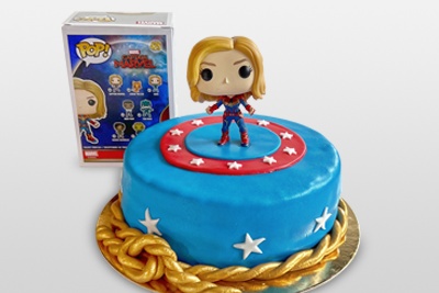 Tort z figurką Captain Marvel