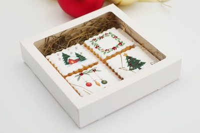 Pierniczki w pudełku na Boże Narodzenie Pierniczki w pudełku na Boże Narodzenie