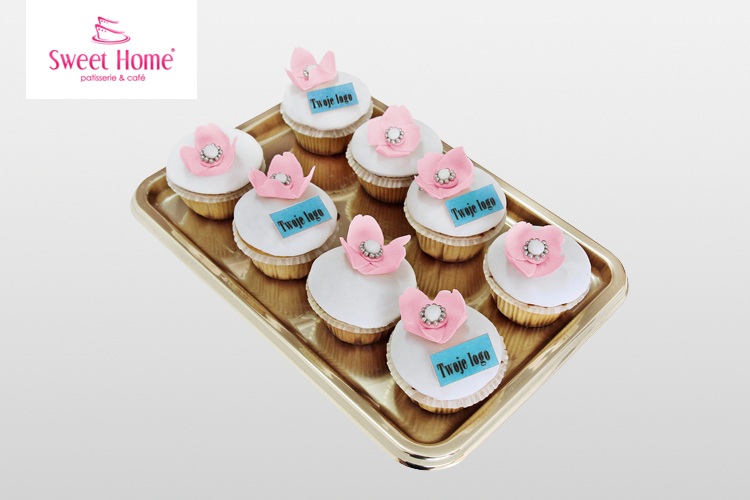 Dekoracyjne muffiny z logo Dekoracyjne muffiny z logo