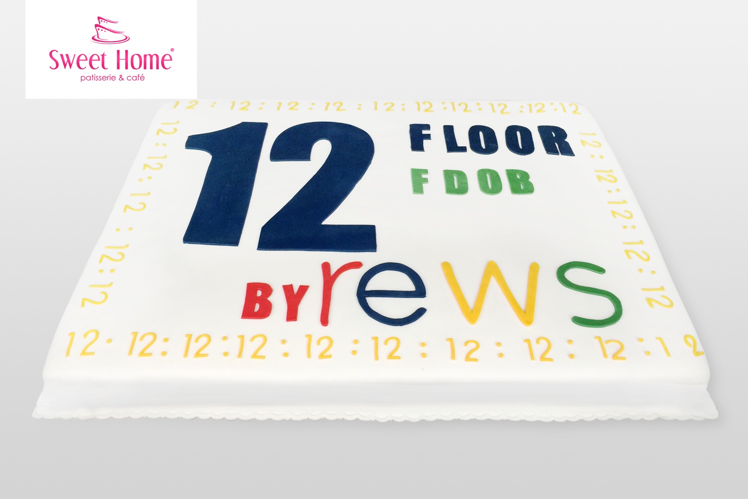 Tort firmowy z logo Tort firmowy z logo