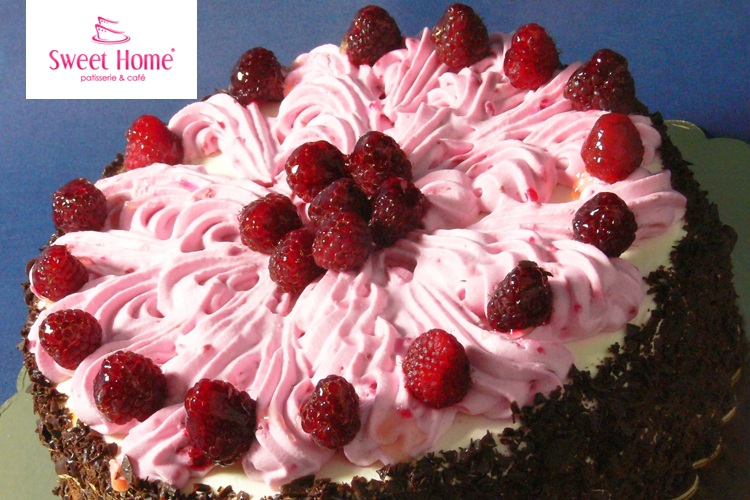 Tort malinowy Tort malinowy