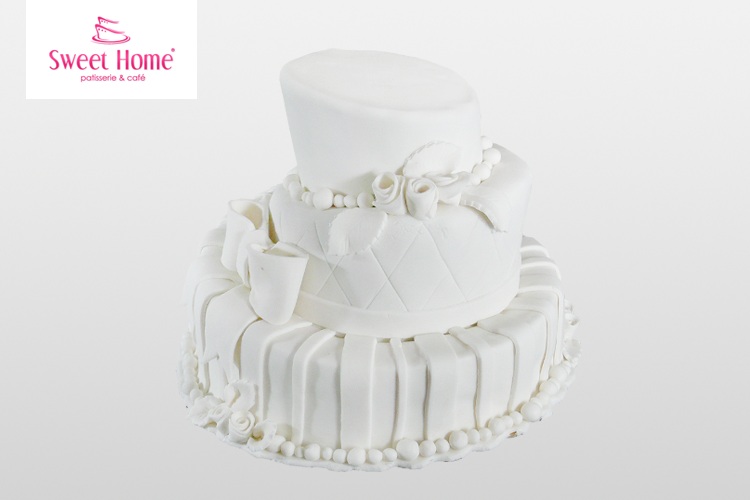 Krzywy tort weselny - biały Krzywy tort weselny - biały